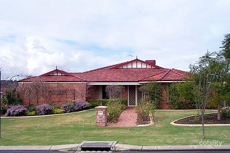 5 Maple Cres, Helena Valley, WA 6056