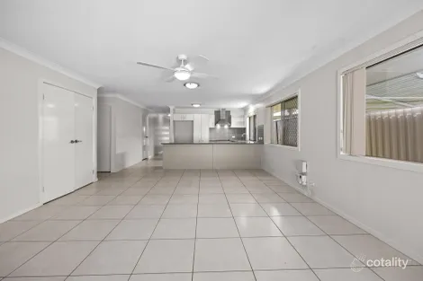 Property photo of 1/11 Benjamin Court Yamanto QLD 4305