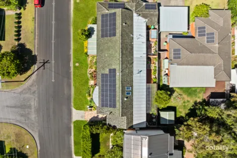 Property photo of 2/6 Argyle Avenue Narara NSW 2250