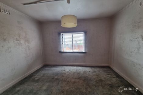 Property photo of 30 Hampshire Road Sunshine VIC 3020