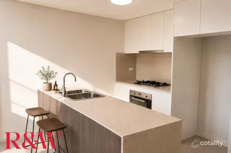 98/3-17 Queen St, Campbelltown, NSW 2560