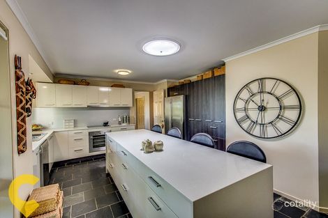 Property photo of 11 Buckle Court Sinnamon Park QLD 4073