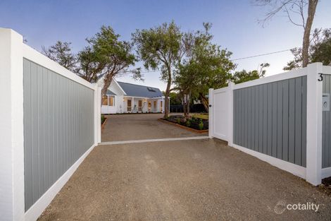 Property photo of 3 Cooraminta Road Rye VIC 3941