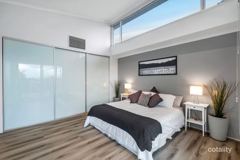 Property photo of 10 Yao Cove New Port SA 5015