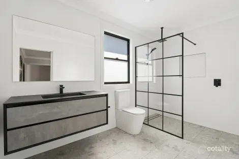 Property photo of 38 Highland Crescent Thirlmere NSW 2572