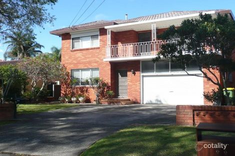 1 Sevenoaks Cres, Bass Hill, NSW 2197