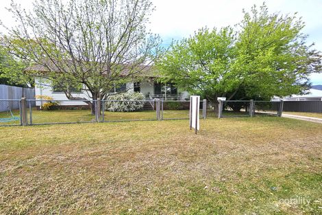 87 Denman Ave, Kootingal, NSW 2352