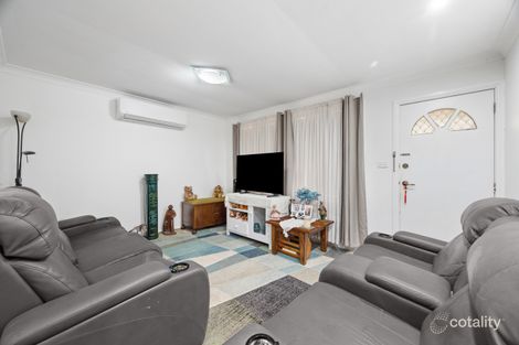 Property photo of 3/4 Bensley Road Macquarie Fields NSW 2564