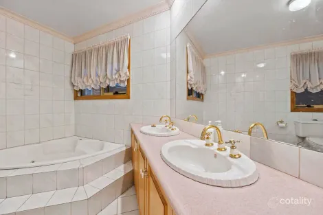 Property photo of 3 Carlton Street Lake Wendouree VIC 3350
