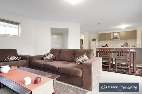 Property photo of 72B Norfolk Drive Narre Warren VIC 3805