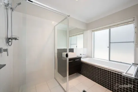 Property photo of 15 Carabeen Close Woolgoolga NSW 2456