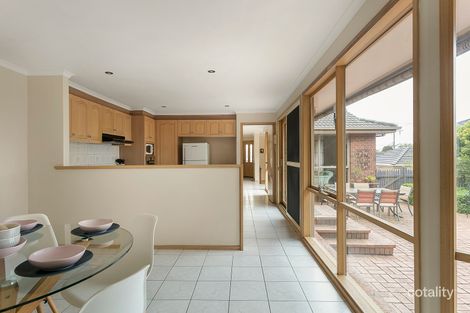 Property photo of 118 Martins Lane Viewbank VIC 3084