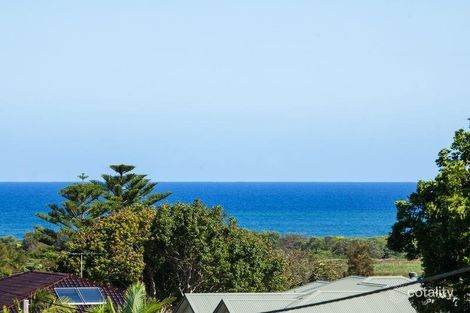 Property photo of 32 Westmoreland Avenue Collaroy NSW 2097