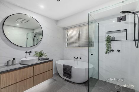Property photo of 1 Berl Court Blackburn South VIC 3130