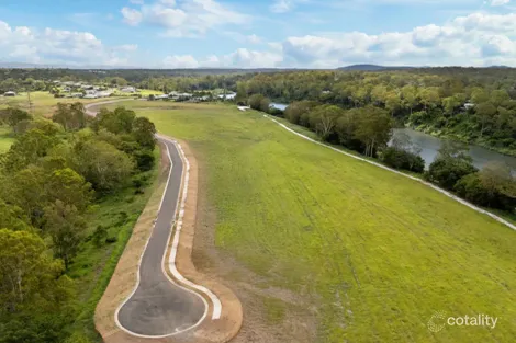 Property photo of 5 Waterfront Drive Karalee QLD 4306