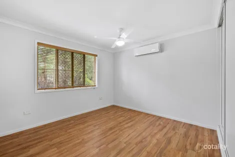 Property photo of 6 Grant Place Emerald QLD 4720