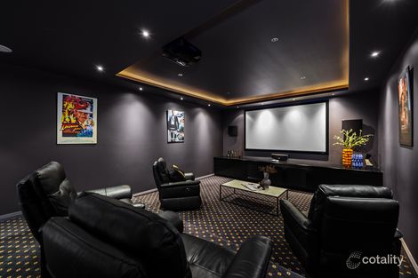 Property photo of 5 Royal Albert Crescent Paradise Point QLD 4216