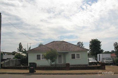 17 Landon St, Fairfield East, NSW 2165