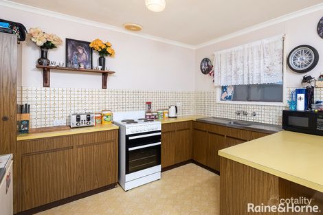 14 Ameroo Ave, Milang, SA 5256