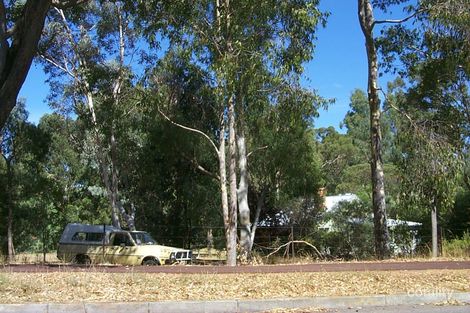 13 Burkinshaw Rd, Glen Forrest, WA 6071