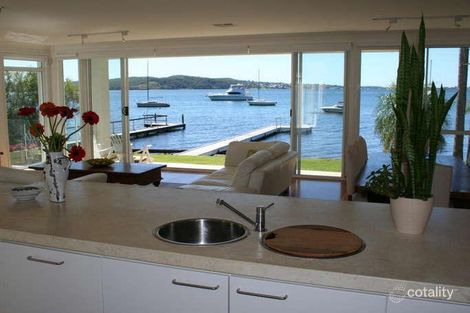 Property photo of 298 Skye Point Road Coal Point NSW 2283