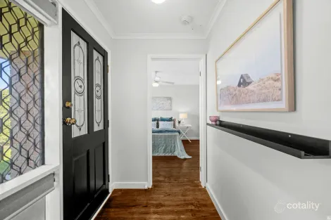 Property photo of 10 Guinea Court Epping VIC 3076