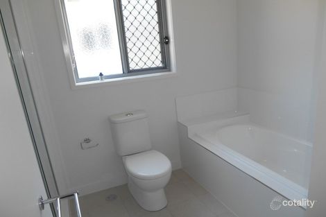 Property photo of 1/37 Witheren Circuit Pacific Pines QLD 4211