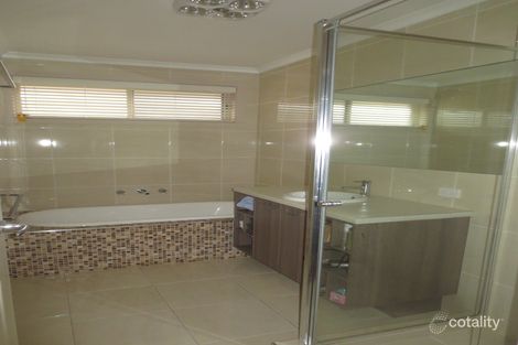 Property photo of 3 Tatman Drive Altona Meadows VIC 3028