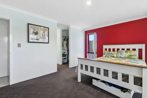 Property photo of 19 Wonnerup Way Ellenbrook WA 6069