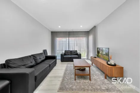 Property photo of 45 Flagstaff Loop Craigieburn VIC 3064