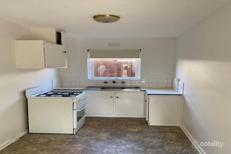 Property photo of 2/14 Royal Avenue Glen Huntly VIC 3163