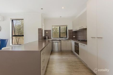 Property photo of 11 Wildflower Lane Cairnlea VIC 3023