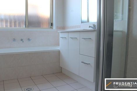Property photo of 22 Bettong Place St Helens Park NSW 2560