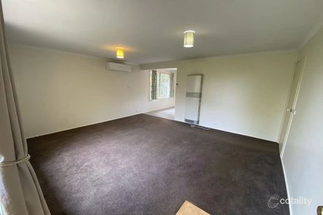 Property photo of 24 Fosbery Crescent Viewbank VIC 3084