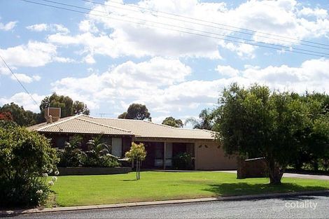 74 Hawkvalley Cres, Maida Vale, WA 6057