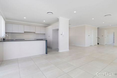 Property photo of 7 Holden Avenue Middleton Grange NSW 2171