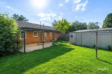 Property photo of 4 Brunning Crescent Frankston North VIC 3200