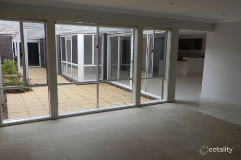 Property photo of 74 Fieldstone Boulevard Beaconsfield VIC 3807