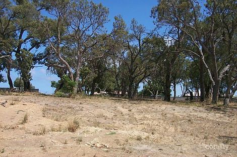 35 Oakfield Gdns, Parmelia, WA 6167