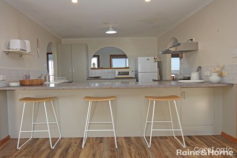 Property photo of 8 Cowley Crescent Port Lincoln SA 5606