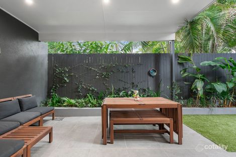 Property photo of 2/8 Milton Lane Coorparoo QLD 4151