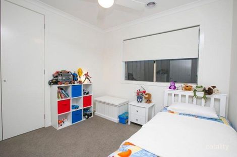 22 Merritt Ave, Cranbourne West, VIC 3977