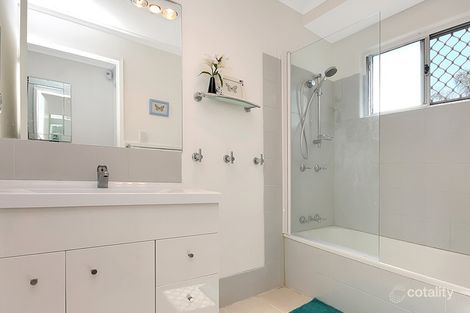 Property photo of 19 Stubbin Street Bundamba QLD 4304