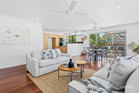 Property photo of 11 Saltash Street Labrador QLD 4215