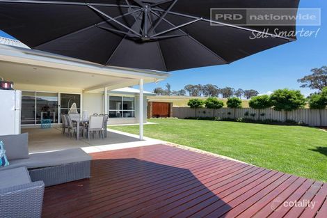 Property photo of 8 Preston Crescent Lloyd NSW 2650