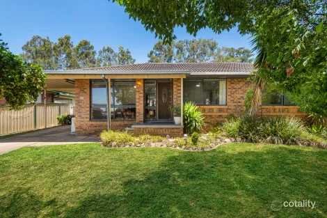 27 Dumaresq Pde, Metford, NSW 2323