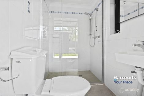 Property photo of 33 Coghlan Crescent Doonside NSW 2767