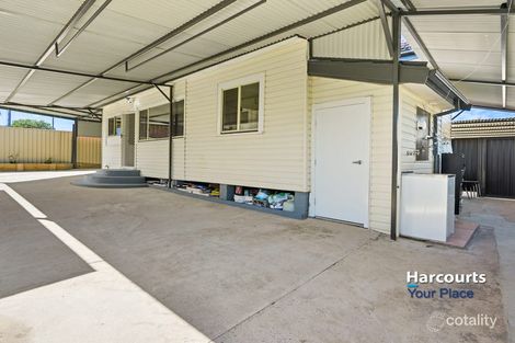 Property photo of 33 Coghlan Crescent Doonside NSW 2767