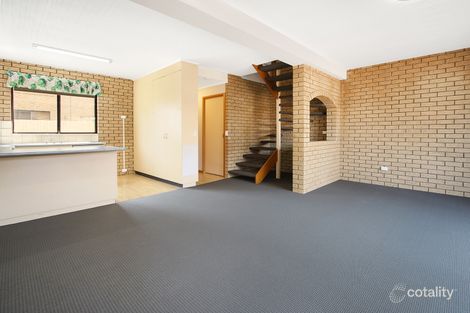 Property photo of 6/411 Bevan Street Lavington NSW 2641