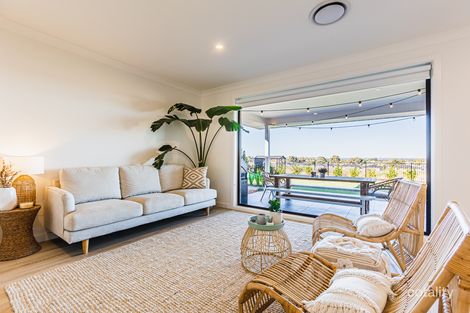 Property photo of 7 Champagne Drive Dubbo NSW 2830